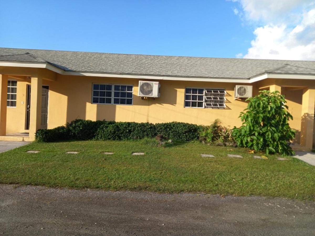 A Taste Of Paradise - Vacation Rentals Close To Us Embassy & Restaurants Nassau Eksteriør bilde