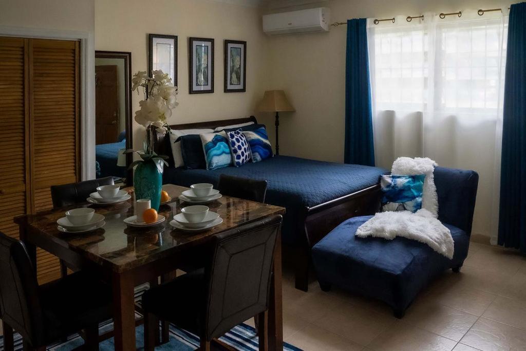 A Taste Of Paradise - Vacation Rentals Close To Us Embassy & Restaurants Nassau Eksteriør bilde
